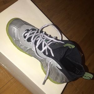 Nike Foamposite Big Boy (size 7)